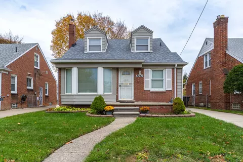 8242 Hartwell St, Detroit, MI 48228