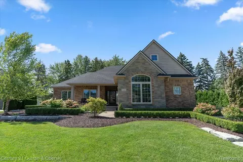 35369 Milana Dr, Livonia, MI 48152