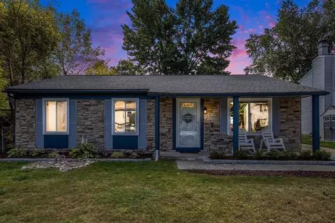 44601 Albert Dr, Plymouth, MI 48170