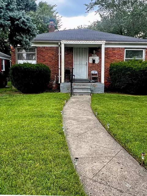 8836 Artesian St, Detroit, MI 48228