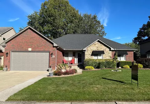 53398 Zachary Dr, Chesterfield, MI 48047
