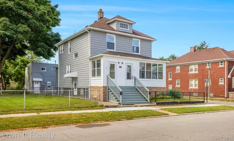 68 E James St, River Rouge, MI 48218