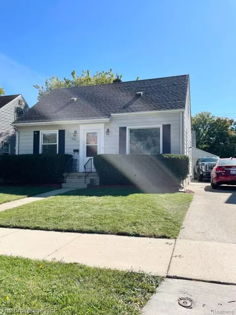 3618 Holly Ave, Flint, MI 48506
