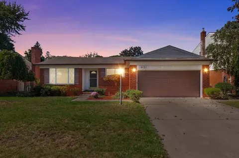 14121 Blackburn St, Livonia, MI 48154