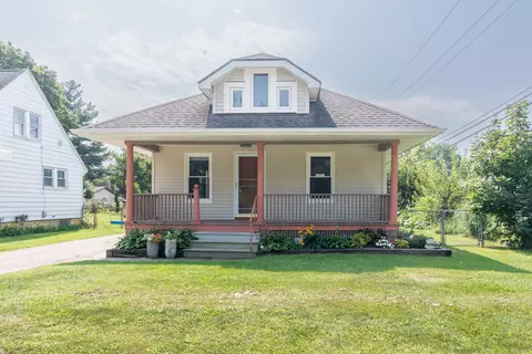 1025 Michigan St, Brighton, MI 48116