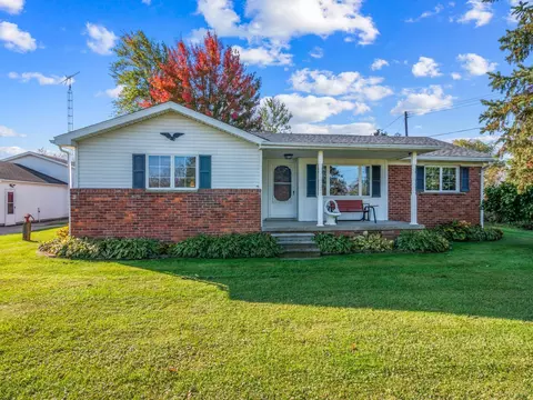 2947 Carleton West Rd, Ash, MI 48117