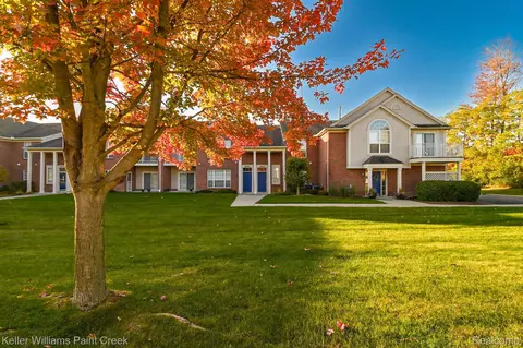28308 Adler Park Dr S, Chesterfield, MI 48051