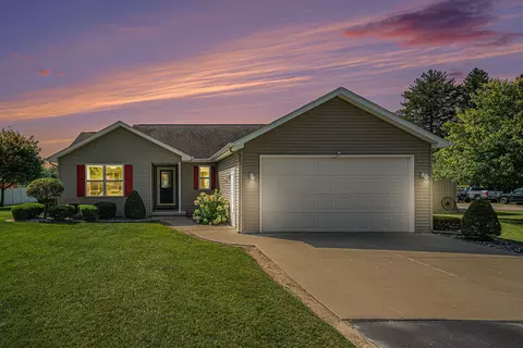 1790 Curtis Rd, Birch Run, MI 48415
