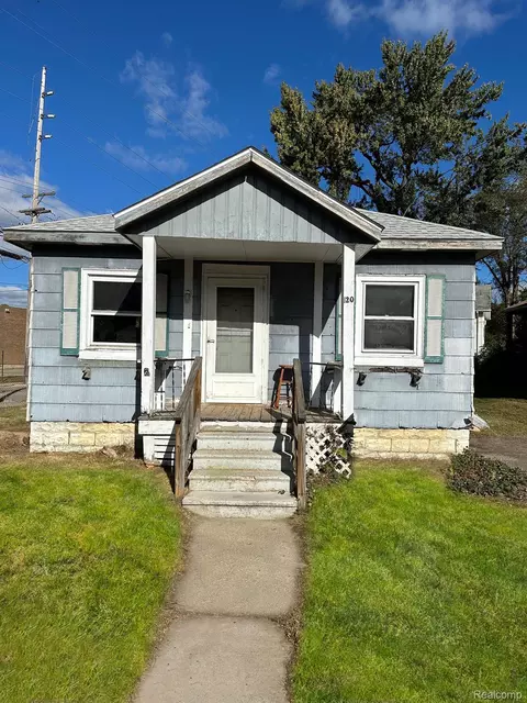 120 Stout St, Pontiac, MI 48341