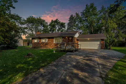 9104 Reid Rd, Swartz Creek, MI 48473