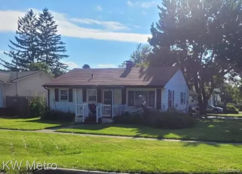 4318 Columbine Ave, Burton, MI 48529