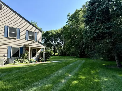 3143 Sunnyside Crt Ct, Orion, MI 48360