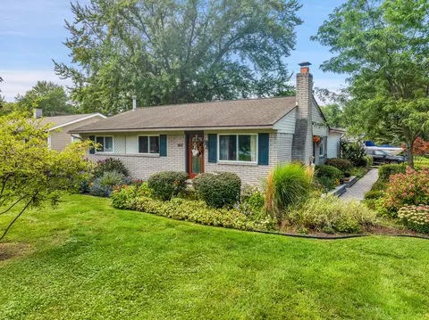 47787 Jefferson Ave, Chesterfield, MI 48047