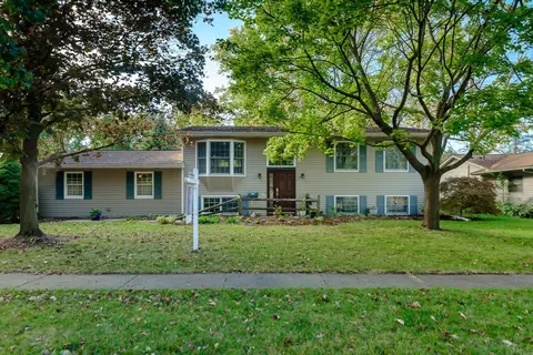 346 Detroit St, Saline, MI 48176