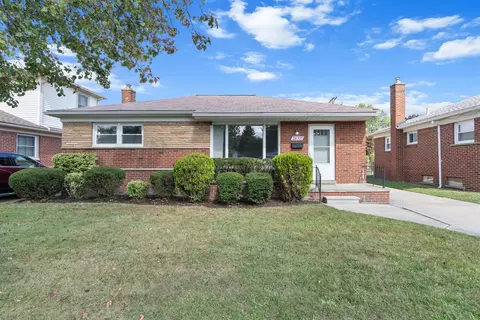 28707 Karam Dr, Madison Heights, MI 48071