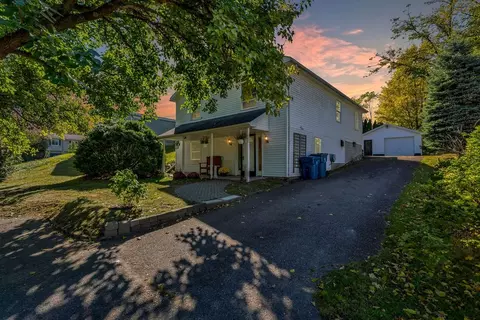 308 Legrande St, Holly, MI 48442