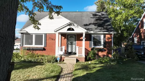 1167 James K Blvd, Pontiac, MI 48341