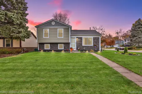 2864 Warrior Dr, Wixom, MI 48393