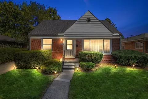 13520 Marion, Redford, MI 48239