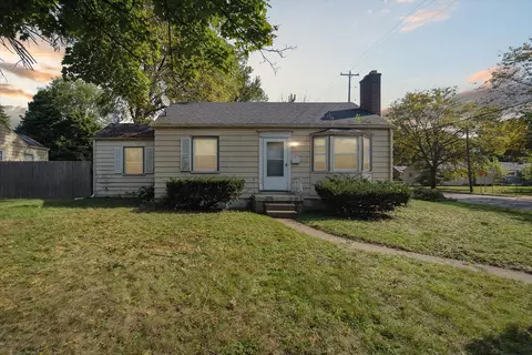 823 Hubbard Ave, Flint, MI 48503