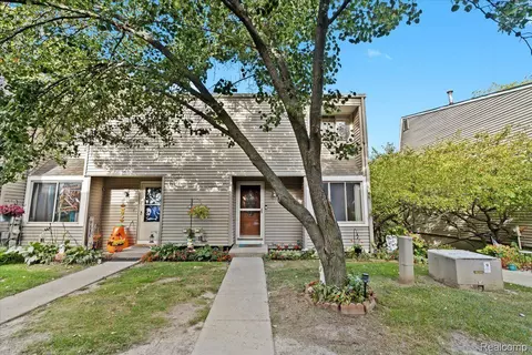 616 Rickett Rd #111, Brighton, MI 48116