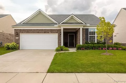 4024 Colfax Ct, Canton, MI 48188
