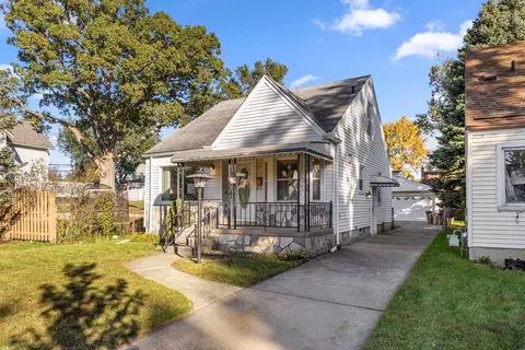 24514 New York St, Dearborn, MI 48124