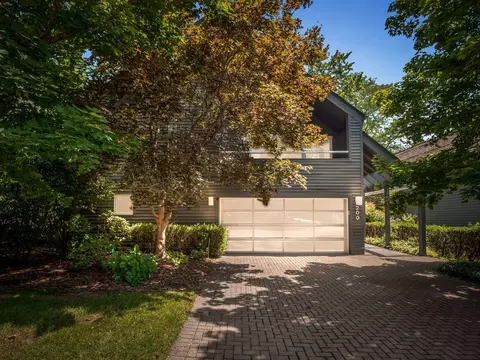 200 Greenwood St, Birmingham, MI 48009