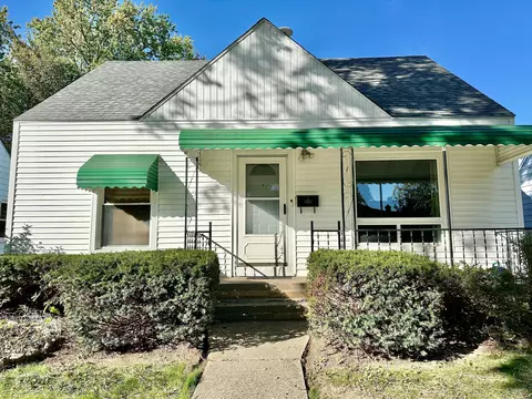 706 Clinton St, Flint, MI 48507