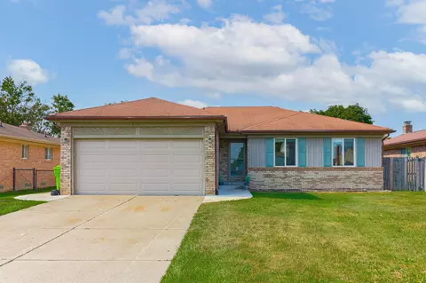 46017 Peach Grove Ave, Macomb, MI 48044