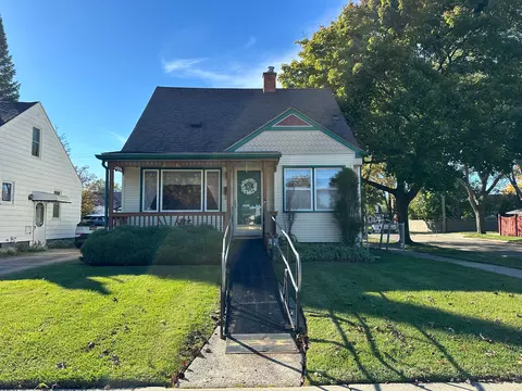 2406 15th St, Wyandotte, MI 48192
