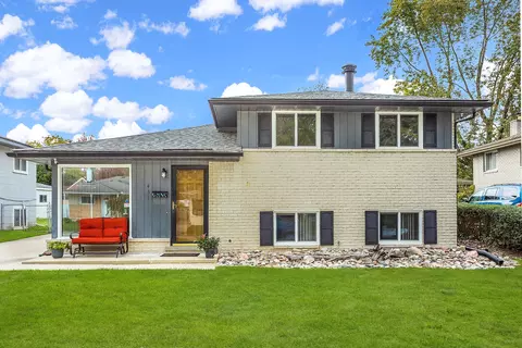 431 Kinross Ave, Clawson, MI 48017