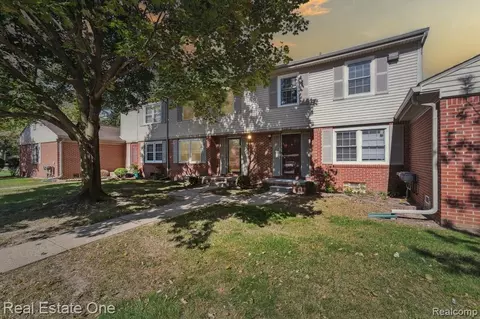 24762 Bashian Dr, Novi, MI 48375
