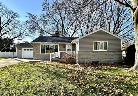 1295 Wilson Ave, Saginaw, MI 48638