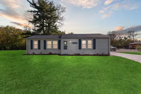 28043 Goddard Rd, Romulus, MI 48174