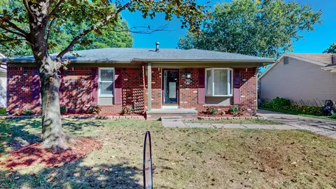 1357 Hampshire Dr, Canton, MI 48188