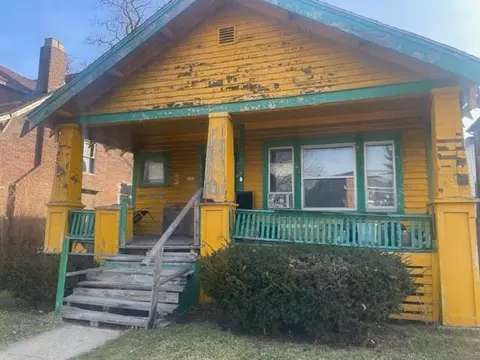 8792 Mackinaw St, Detroit, MI 48204