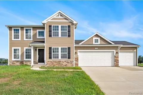 126 Forest Way, Rose, MI 48350