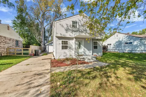 22459 Springbrook Ave, Farmington Hills, MI 48336