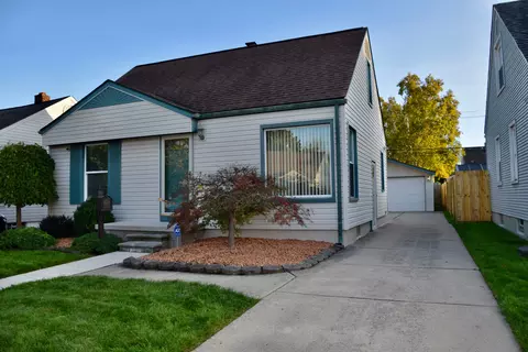13411 Jobin St, Southgate, MI 48195