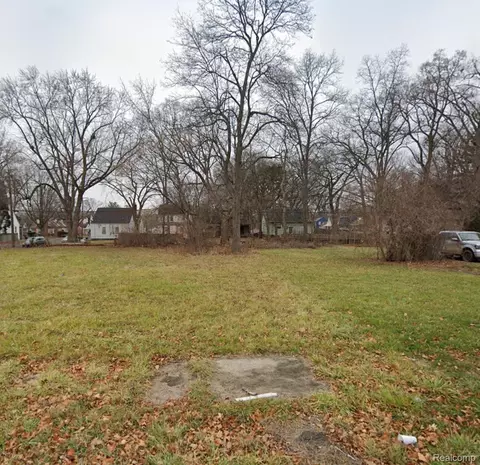 17521 Stout St, Detroit, MI 48219