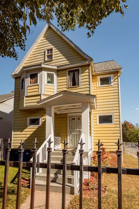 1602 Campbell St, Detroit, MI 48209