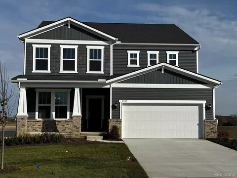 4856 Marquette Dr, Milford, MI 48381