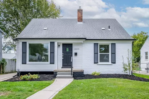 1809 Bacon Ave, Berkley, MI 48072