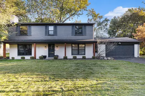 32287 Craftsbury Rd, Farmington Hills, MI 48334