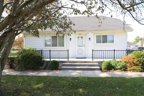 19460 Somers St, Huron, MI 48164