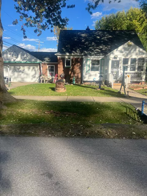 11448 Tecumseh, Redford, MI 48239