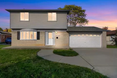 22102 Koths St, Taylor, MI 48180