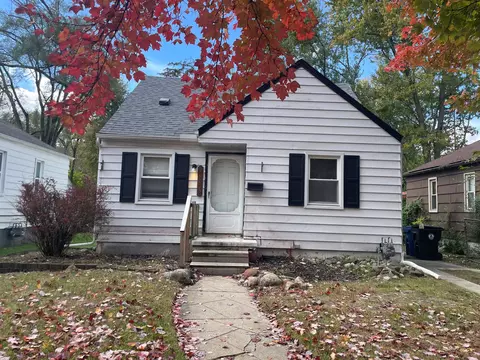 18209 Brady, Redford, MI 48240