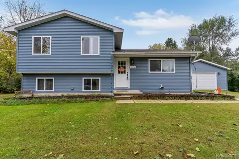306 Valley, Perry, MI 48872